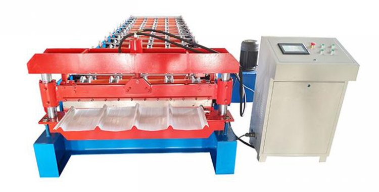 Профилегибочная машина для производства кровельных листов с ПЛК