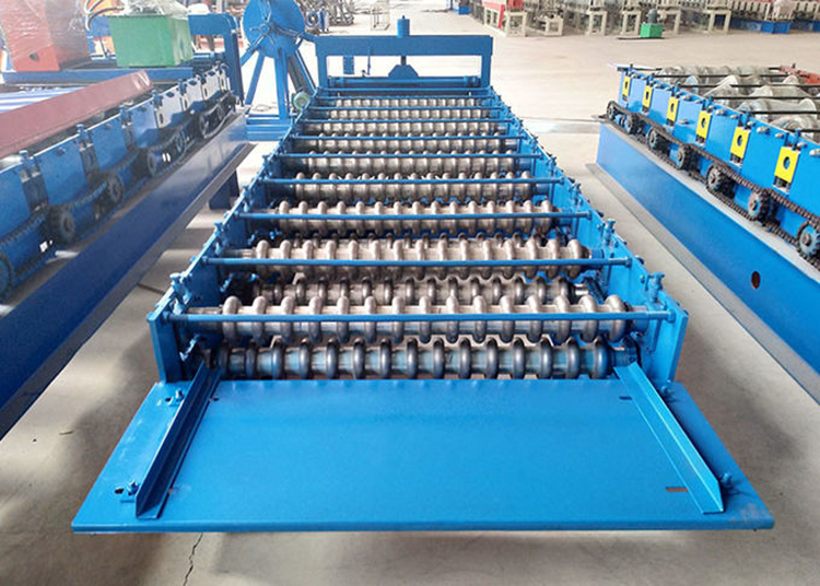 Metal Roofing Corrugated Sheet Roll Forming Machine