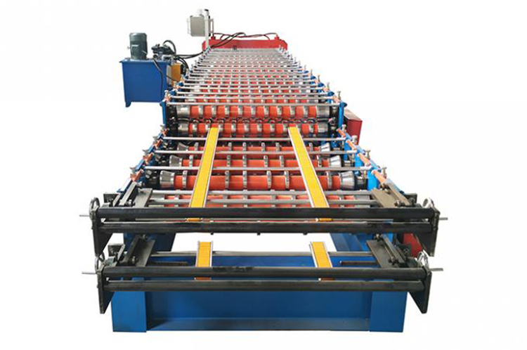 Máquina formadora de rollos de doble capa PPGI de 15 m / min completamente automática