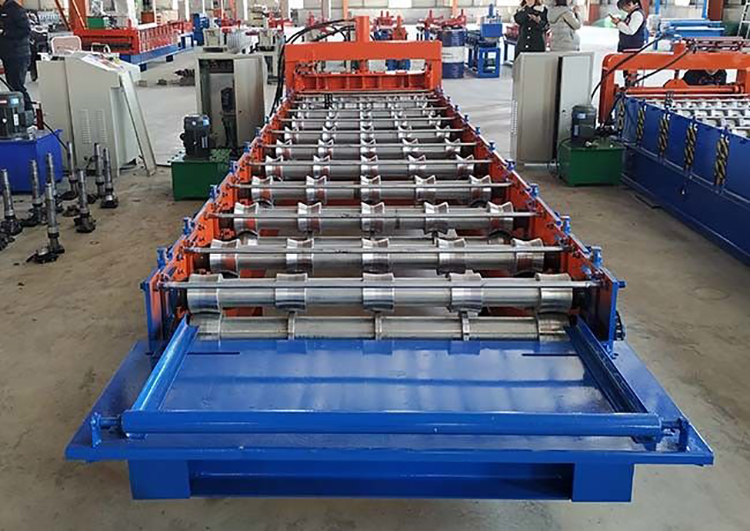 Step Glazed Roof Tile Roll Forming Machine
