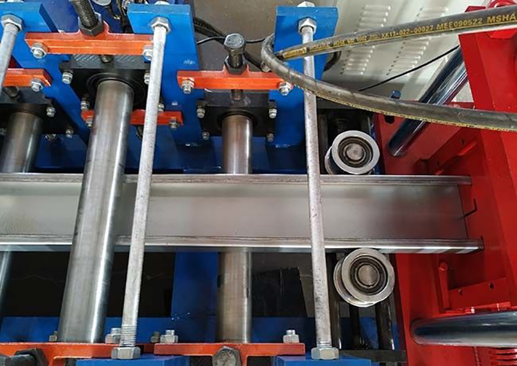 2mm Thickness Purlin Roll Forming Machine